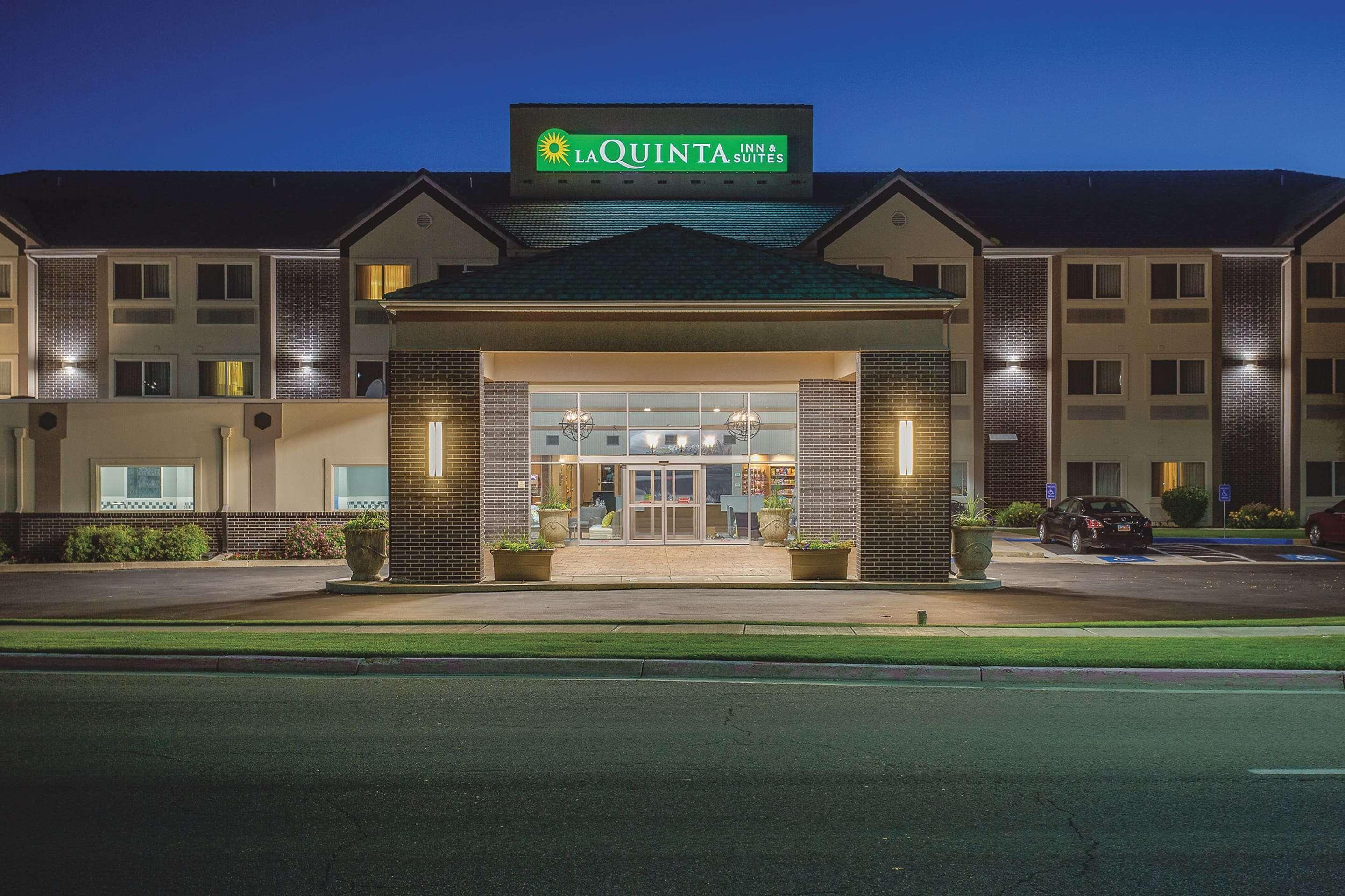 La Quinta By Wyndham Logan Exterior foto